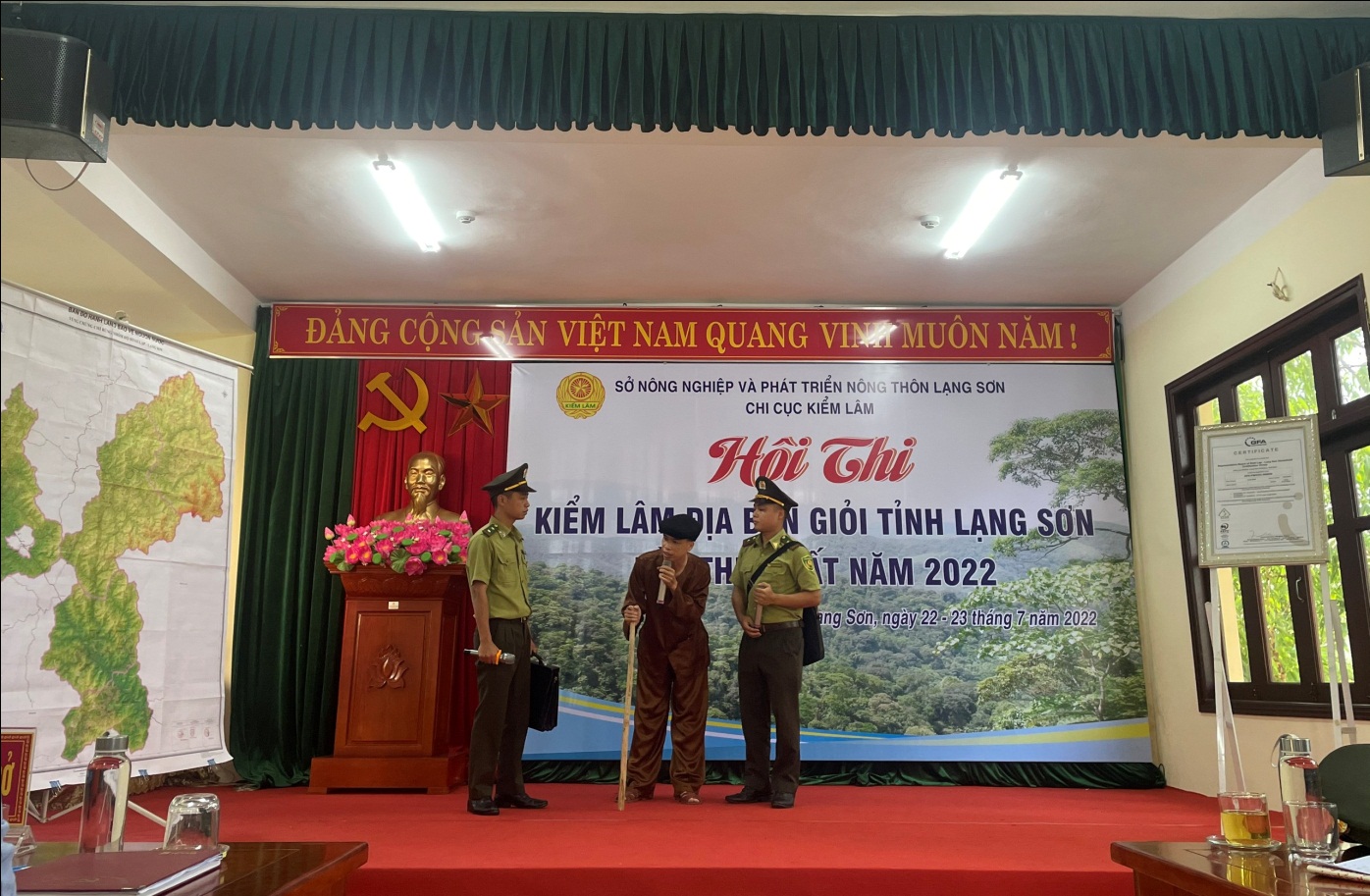 Description: D:\YẾN\Ảnh CQ\Hội thi KLĐB giỏi\KLĐB giỏi 1\z3592000242918_6867940c0bfaef64e63f7b8c2b1b07c6.jpg