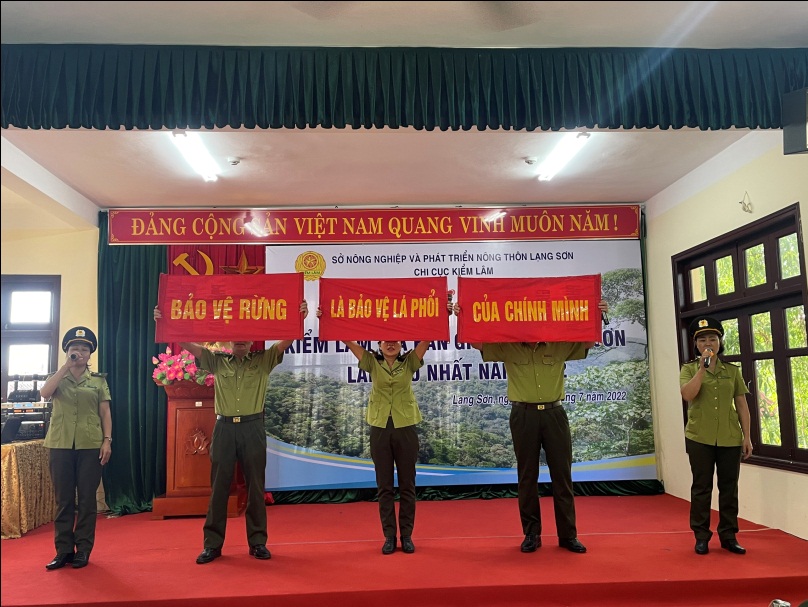 Description: D:\YẾN\Ảnh CQ\Hội thi KLĐB giỏi\KLĐB giỏi 1\z3592000301827_9567501914be0aaf56ae89b59ff892fa.jpg