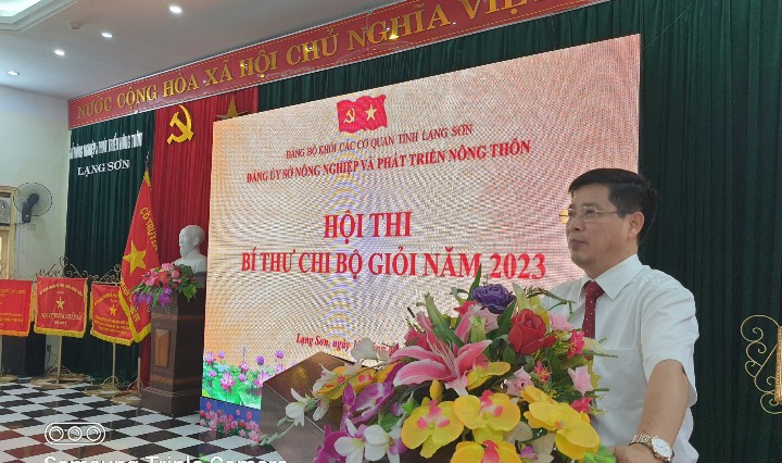 4. Phát biểu bê smacj.jpg